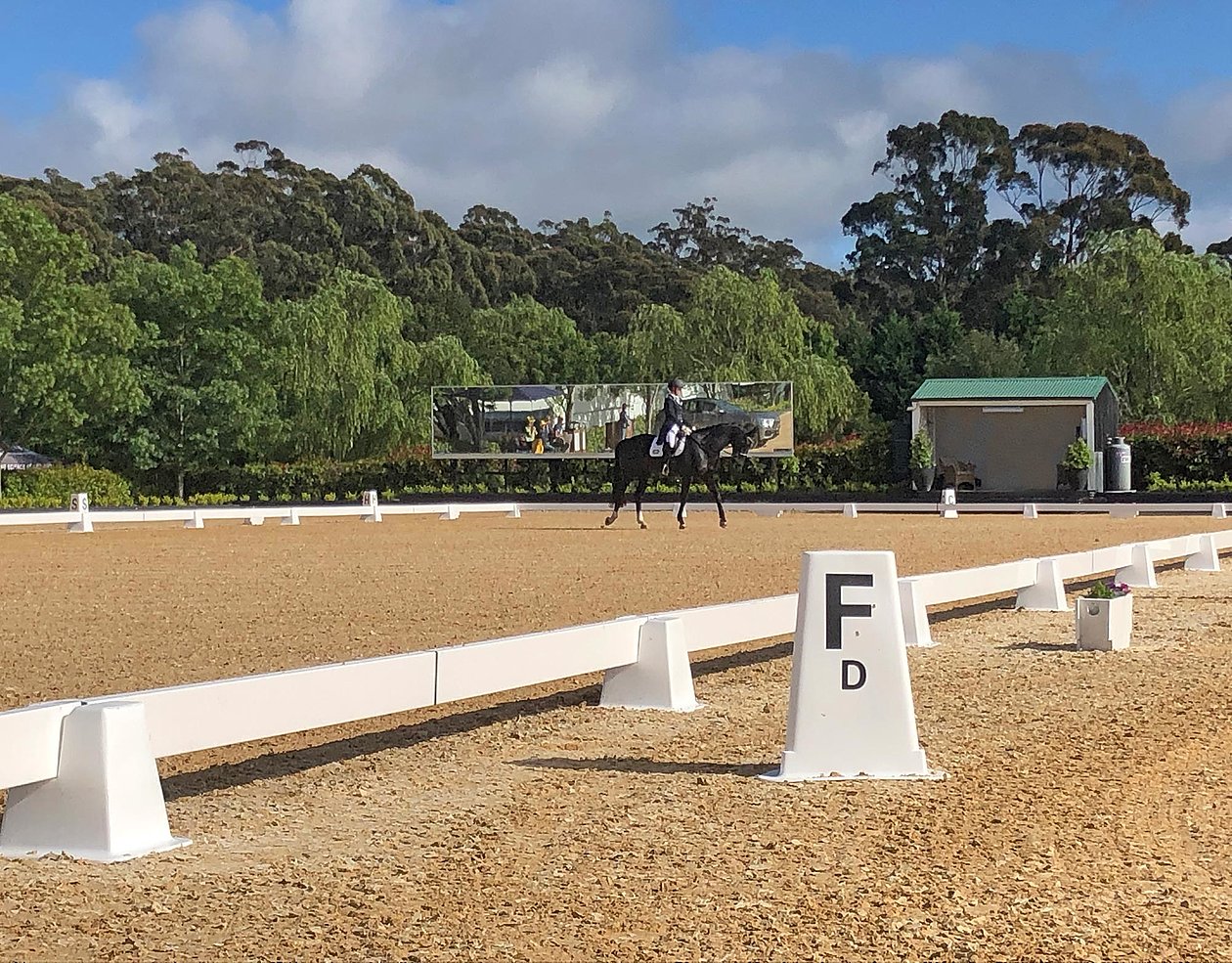 Ebb and Flow riding arena with OTTO-ArenaTex footing
